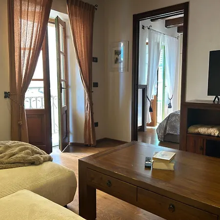 아파트 Casa Maria 카노비오