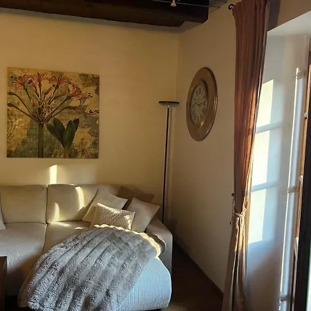 아파트 Casa Maria 카노비오